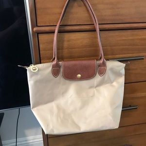 Longchamp Le Pliage Medium Tote Bag